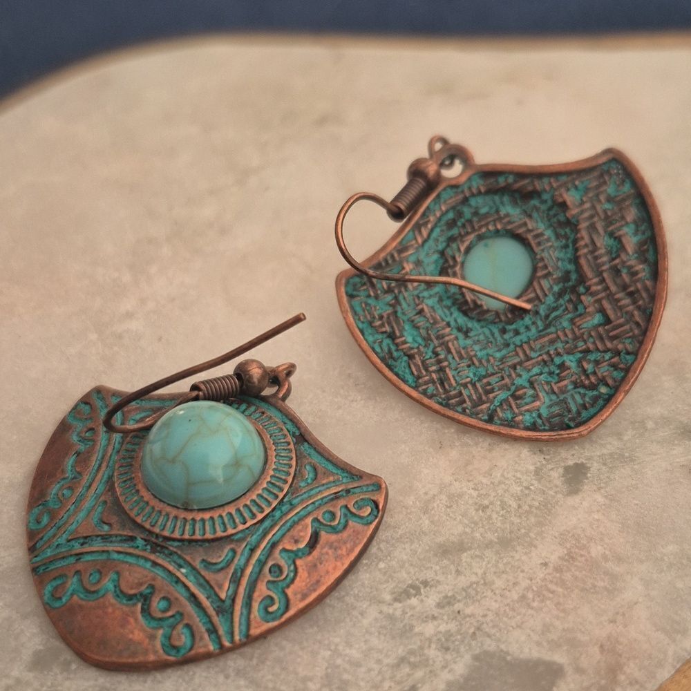 ♡♡♡Turquoise Stone Sheild Copper Earrings Tribal Rustic Cowgirl Jewelry - Picture 10 of 10
